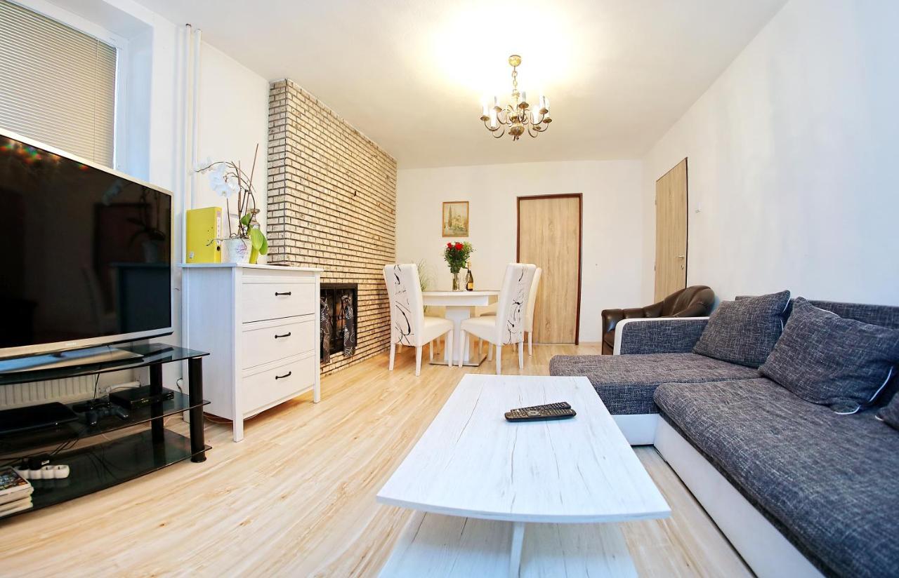 Villa Laura Liptovsky Mikulas Bagian luar foto
