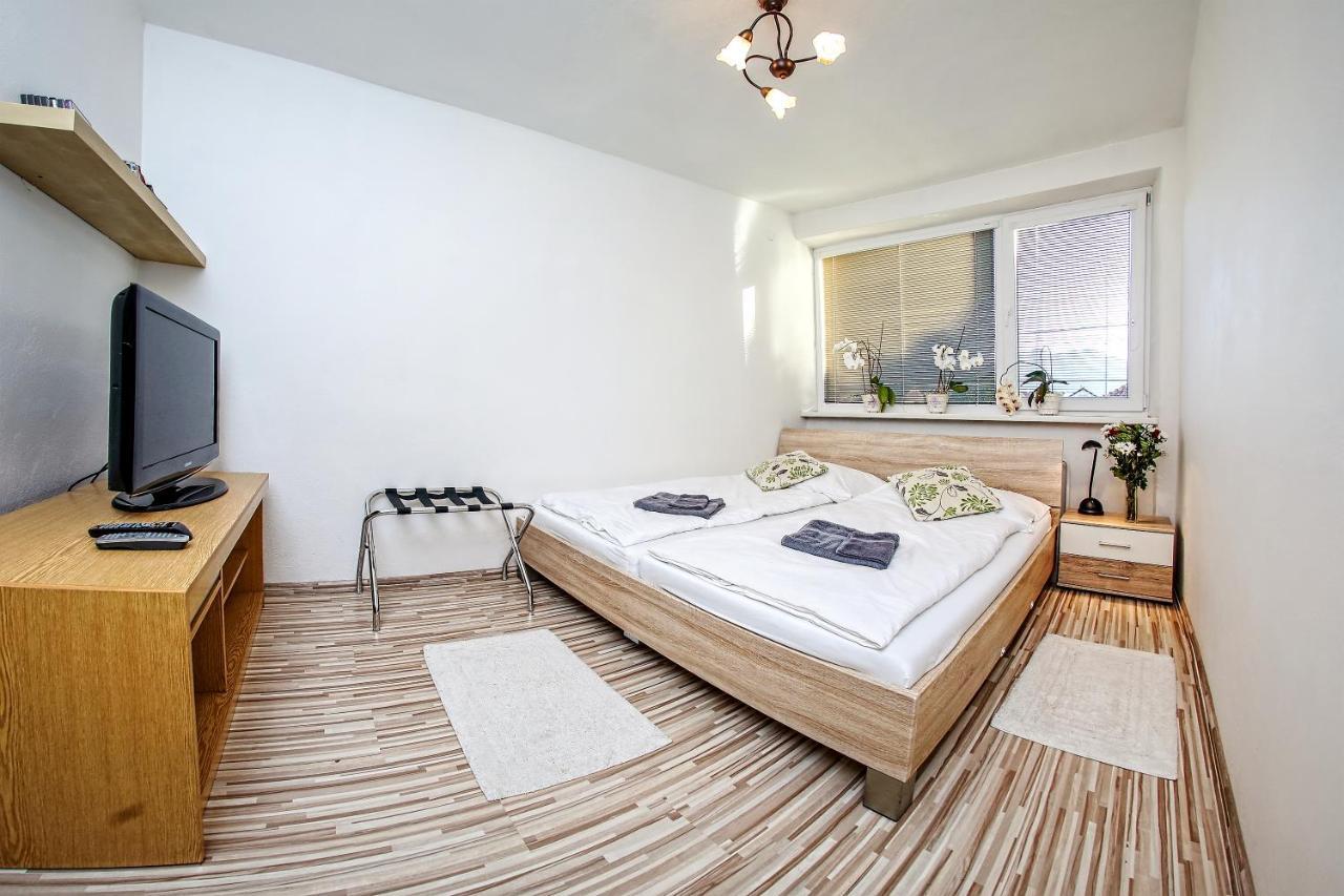 Villa Laura Liptovsky Mikulas Bagian luar foto