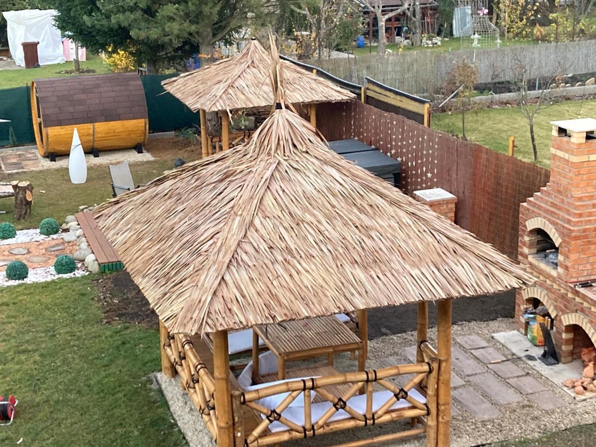 Villa Laura Liptovsky Mikulas Bagian luar foto